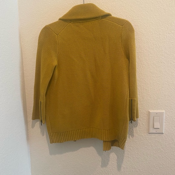 Citron Gap knit zip up Size: Small - Picture 2 of 3